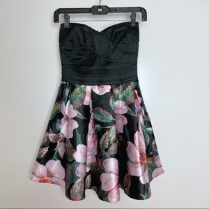 MISS AVENUE Strapless Bandage Bodice Floral Flared Skirt S